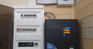 Установка и подключение стабилизаторов напряжения от 578 руб в Можге - ЭлектроМжг